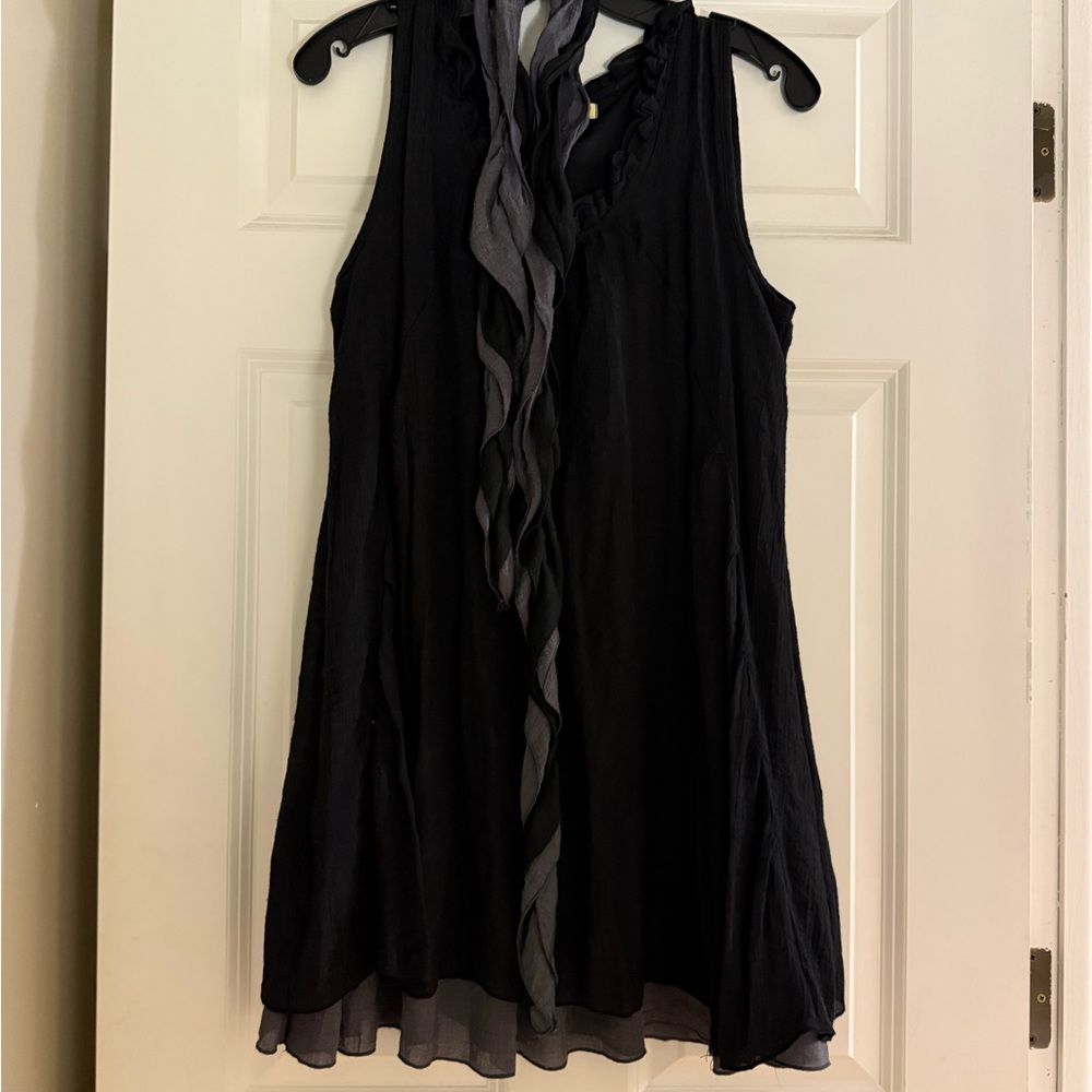 NaNa Black and Gray Sleeveless Dress